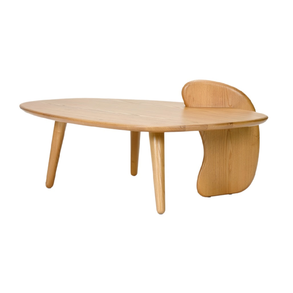 **Moderne houten tafel met organische vormen**
